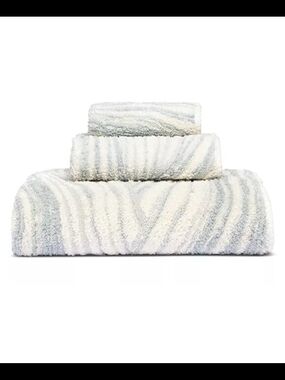Abyss & Habidecor Thia Collection Bath Sheet 40" x 72" Platinum New Without Tags